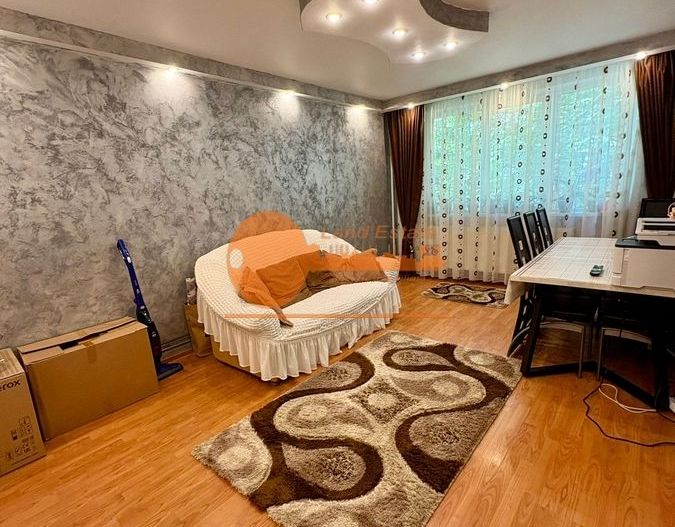 Apartament 4 Camere Centrala Propie - Poză 3