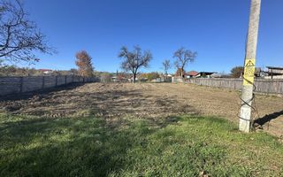 Teren intravilan de vanzare, Ciurea, Iasi – 1560 mp, utilitati complete - Poză 1