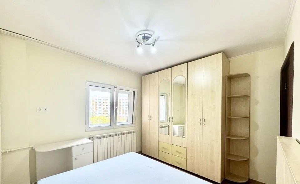 Vanzare Apartament 3 camere  74 mp, bloc reabilitat, et 4/10 Șoseaua Alexandriei - Poză 6