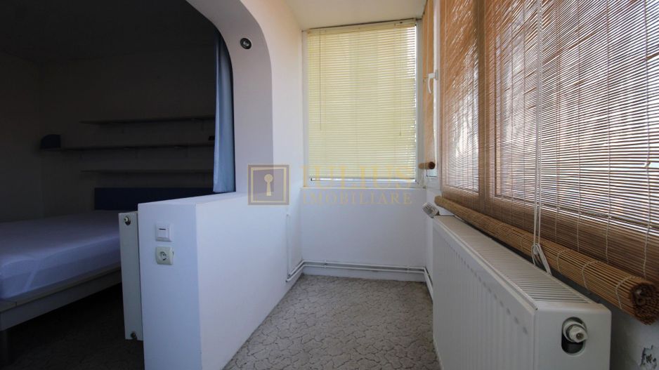 Decomandat, centrala proprie, zona Lunei - Complex Studentesc. - Poză 10