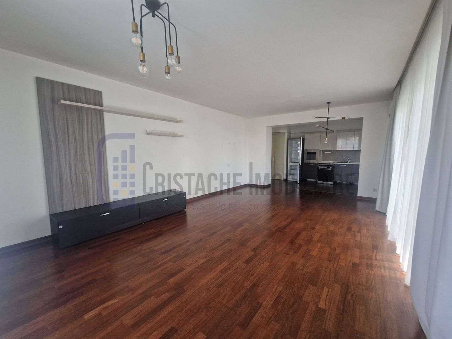 Apartament 3 camere decomandat, partial mobilat_rezidential sau office space - Poză 1