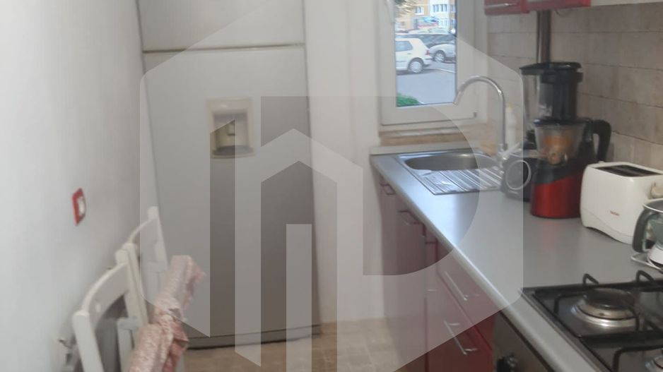 Apartament 2 camere renovat / Aleea Streiu. Parter - Poză 1