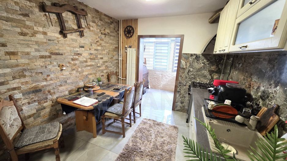 2 Camere 50mp Rovine an1985 etaj2 AC teava de gaze - Poză 4