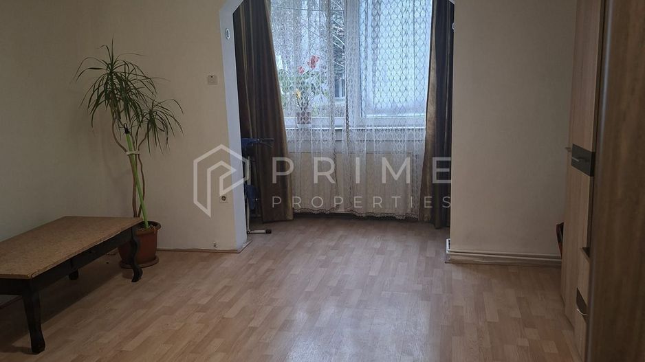 Apartament decomandat cu 3 camere Dambu Pietros - Poză 4
