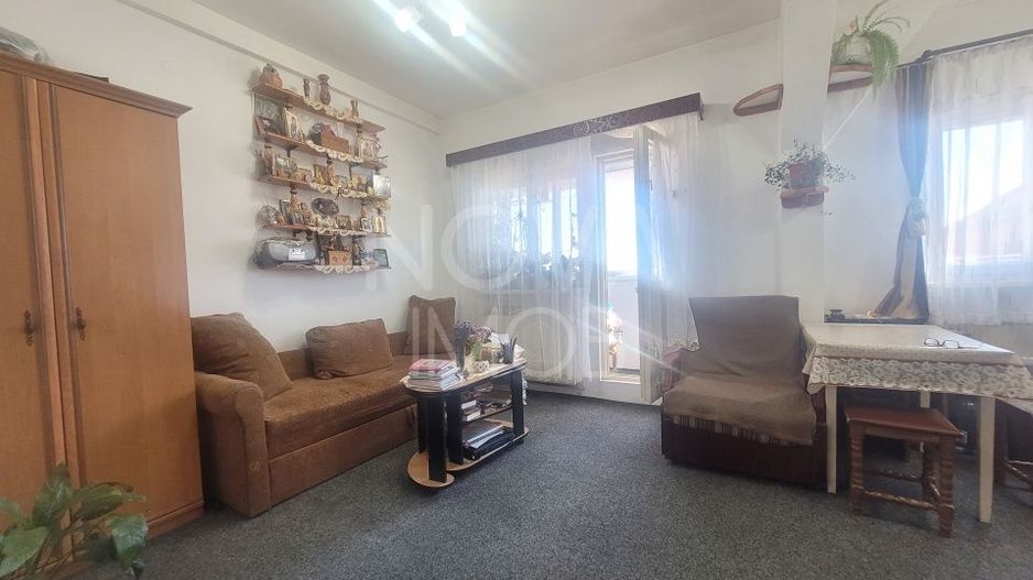 Apartament tip mansarda cu balcon, mobilat-utilat, Valea Aurie - Poză 8
