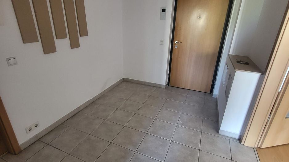 Ap 4 camere Dna Ghica Plaza, 2 locuri parcare, se accepta persoane straine,140mp - Poză 6