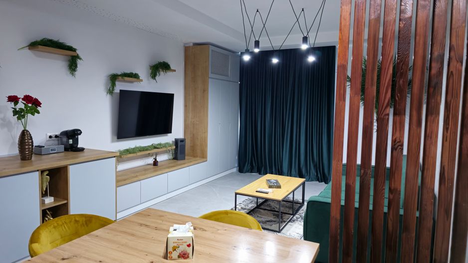 Apartament 2 camere de lux cu vedere la mare in Axxis Mamaia Nord, plaja privata - Poză 1