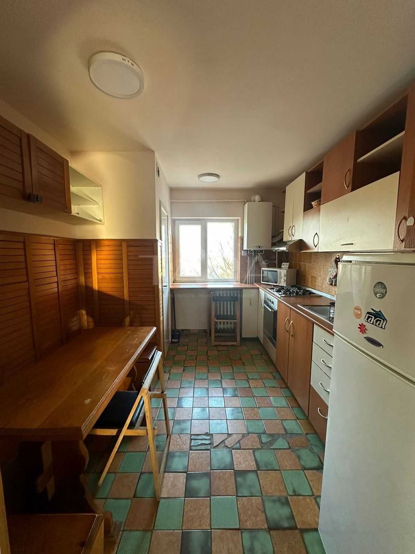 Apartament 4 camere decomandate, 2 băi și 2 balcoane – zona Titulescu - Poză 1
