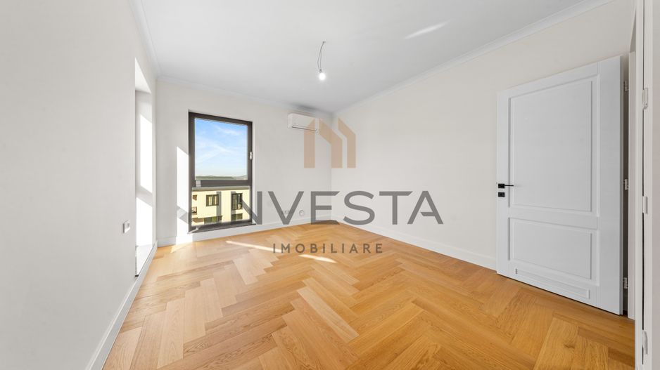 Lux, Spatiu si Vedere Panoramica – Borhanci - Poză 10