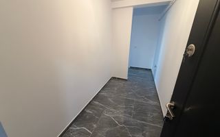 Disponibil imediat. Decomandat. TVA 21% inclus in pret - Poză 4