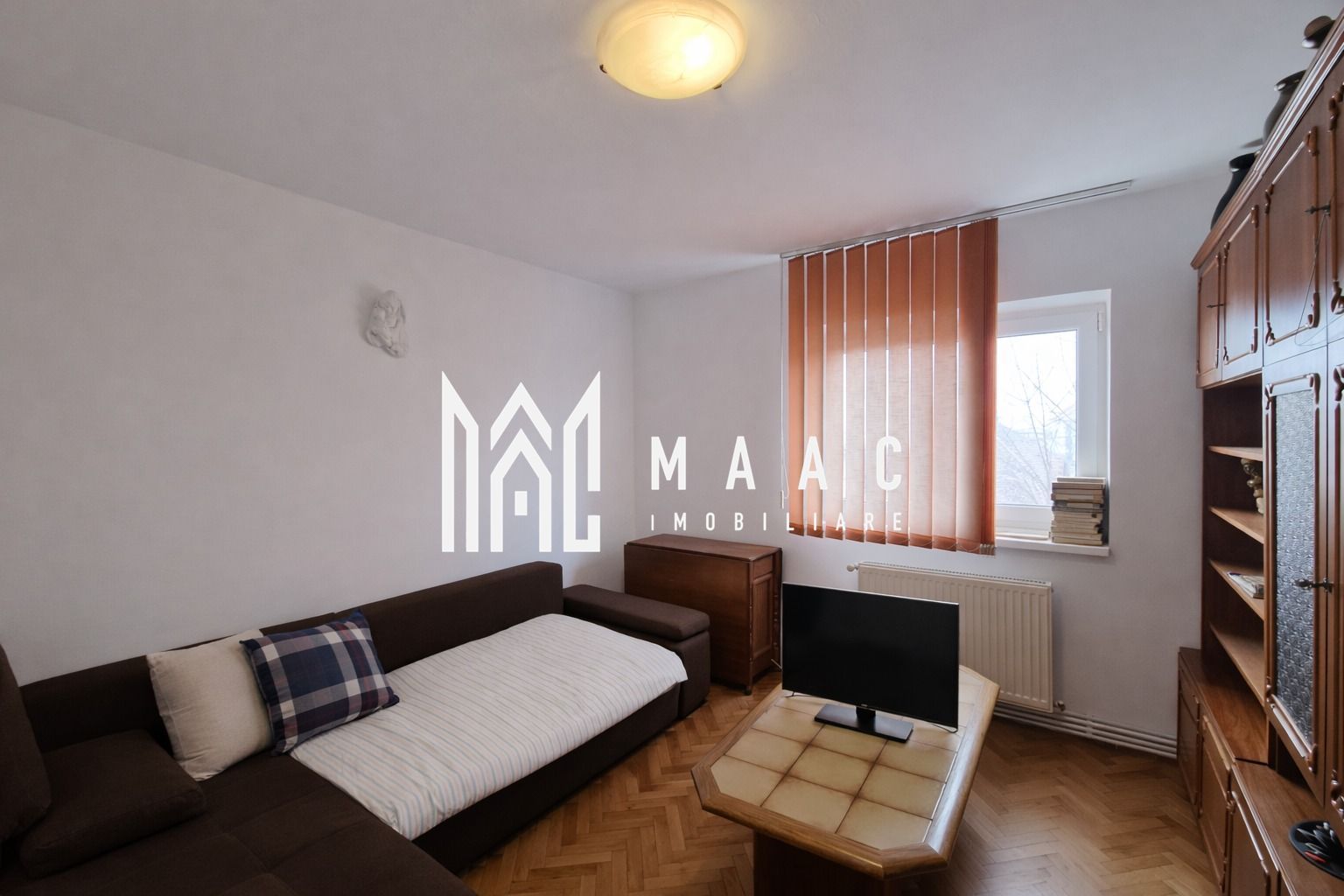 Apartament 4 Camere | 2 bai | 2 balcoane | Pivnita | Central - Poză 2