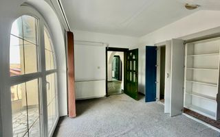 Casă spațioasă de închiriat în Andrei Mureșanu  | Pet Friendly - Poză 5