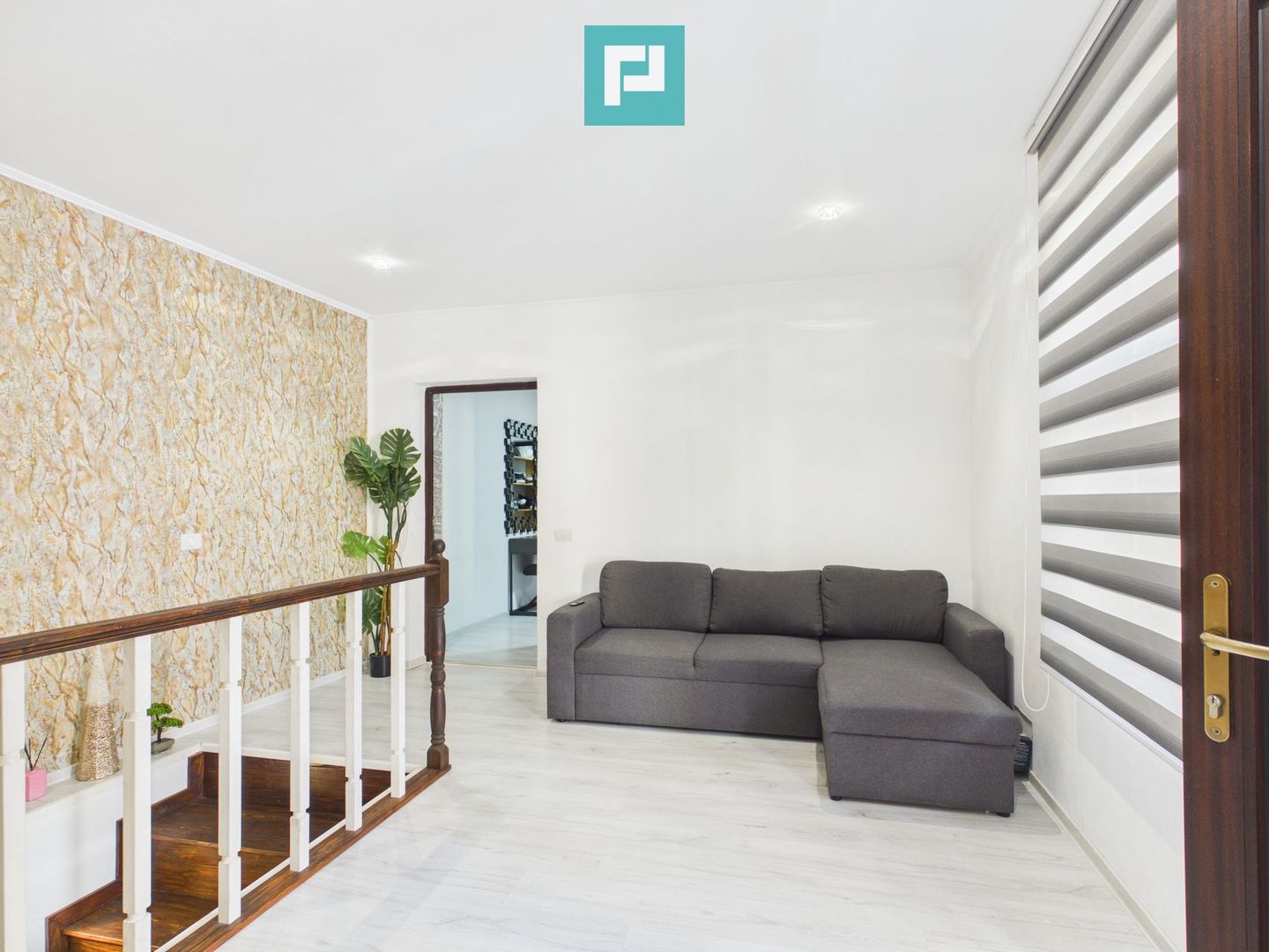 Apartament spațios cu 3 camere, zona centrală - Poză 19