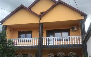 Casă / Vilă cu 6 camere + Casa/Vila cu 2 camere | zona Terezian - Poză 1