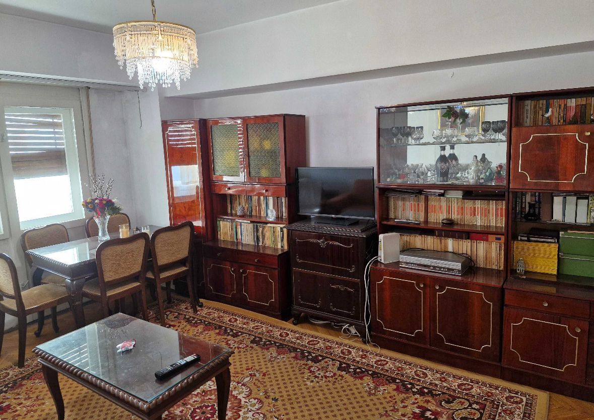 AP. 3 CAMERE 1 MAI, 82 MP UTILI, NEMOBILAT, DECOMANDAT, COMISION 0% - Poză 3