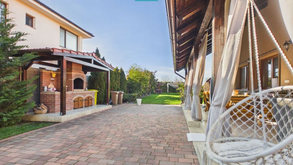 Casa cu 4 camere in Aradul Nou - Poză 2