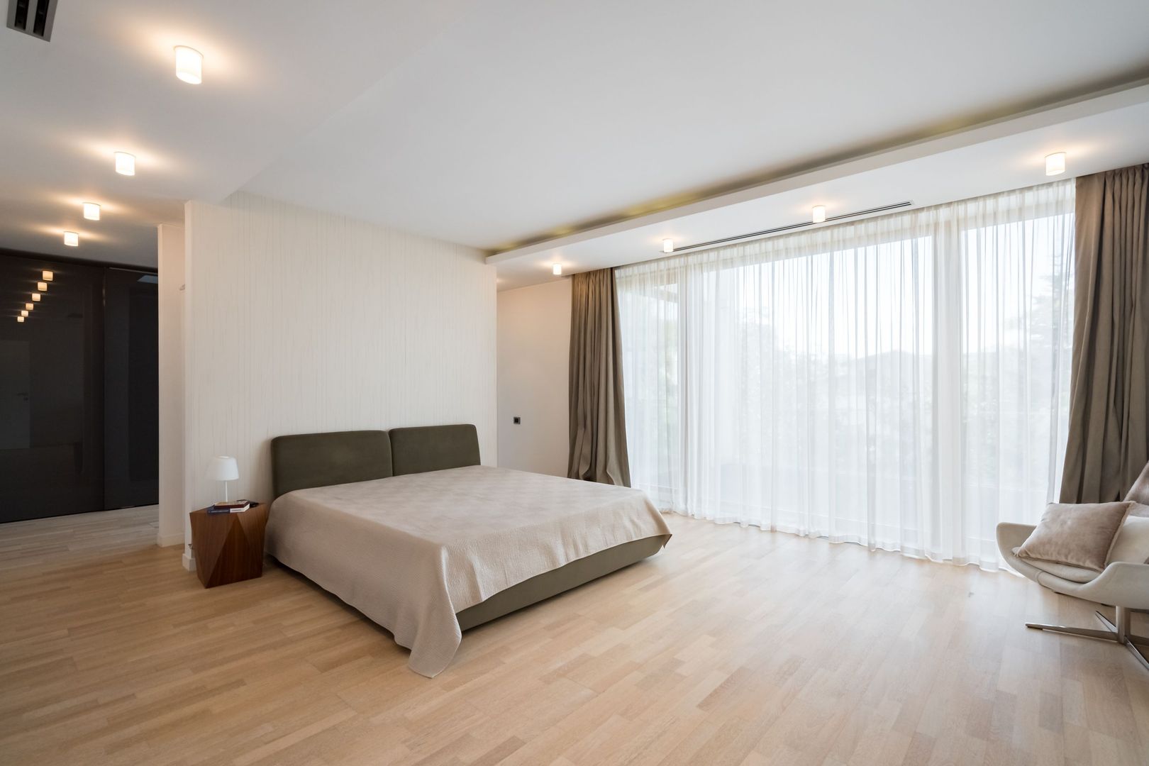 UNA DIN CELE MAI FRUMOASE CASE MODERNE DIN BUCURESTI - Poză 14