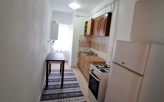 Închiriez apartament # - Poză 1