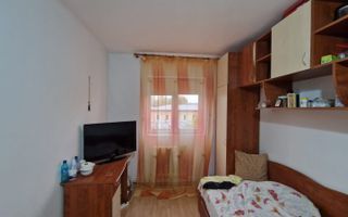 APARTAMENT 3 CAMERE ETAJ 3  59MP MOBILAT - Poză 4