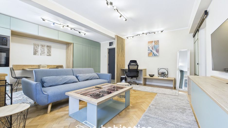 Apartament cu stil, energie vibranat  si terasa –in  Piața Victoriei - Poză 3