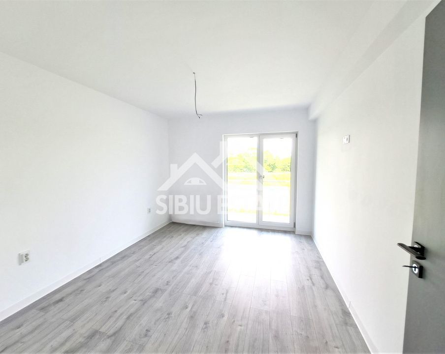 Casa Sibiu 4 camere, 2bai, terasa, carport, locatie Selimbar - Poză 9