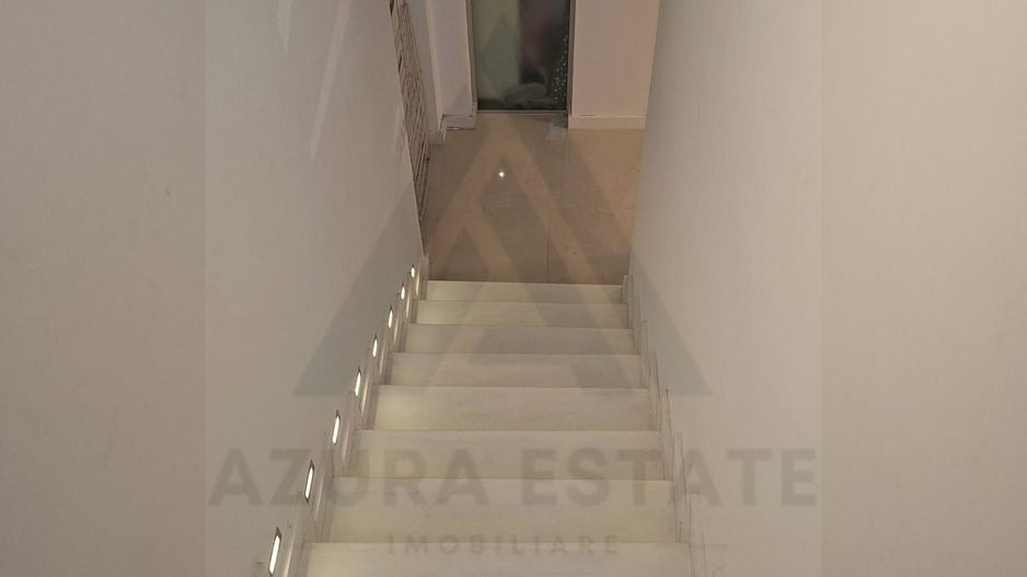 Casa moderna cu 6 camere terase 50 mp si curte in Parcul Sub Arini - Poză 16