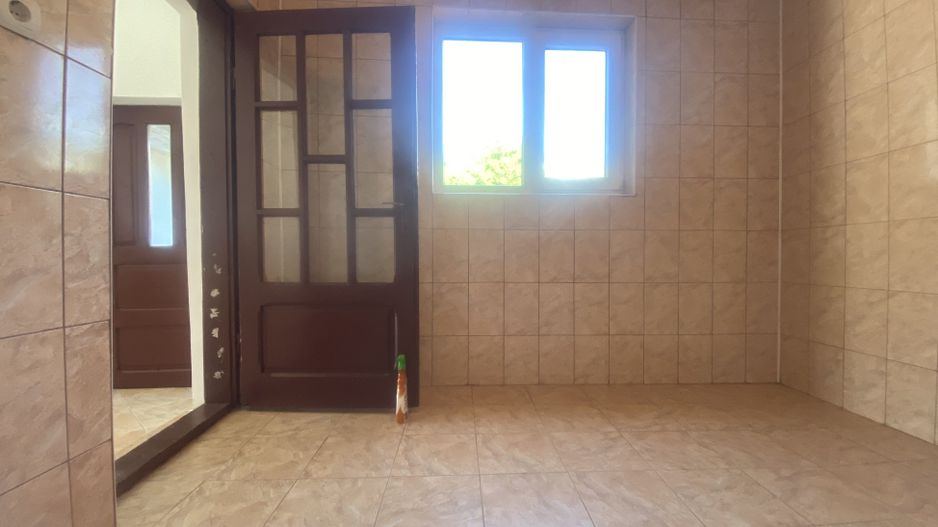 Vanzare casă P+1E cu garaj, beci și 653 mp teren-Valea Voievozilor - Poză 22