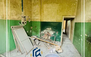 Apartament 3 cam de renovat ultracentral, clădire bine amplasată, Arad - Poză 12