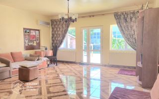 Casa spatiosa cu 5 camere, garaj si gradina, zona Gradiste - Poză 2