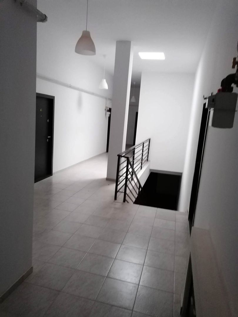 Apartament 60 mp utili +10 mp terasa mobilat/utilat + loc parcare - Poză 9