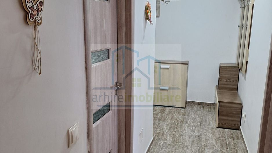 Apartament 2 camere Etj1, decomandat, loc de parcare Inclus in pret - Poză 3