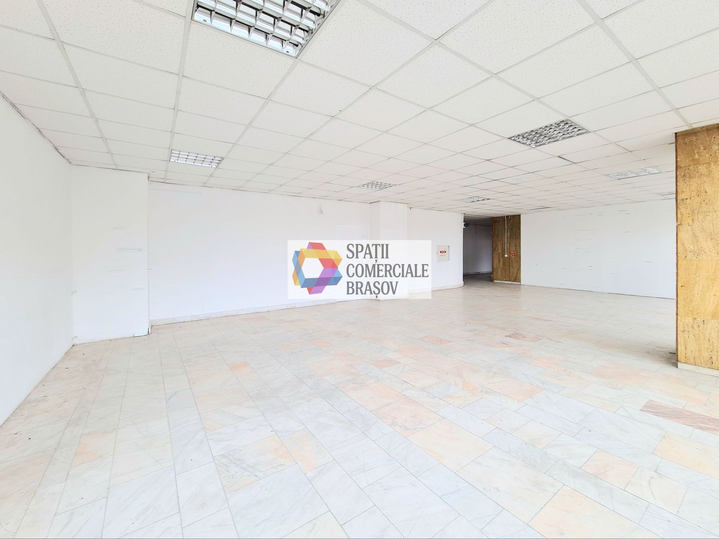 Spatiu comercial de închiriat Brasov - 280 mp  # plus-imo.ro - Poză 1