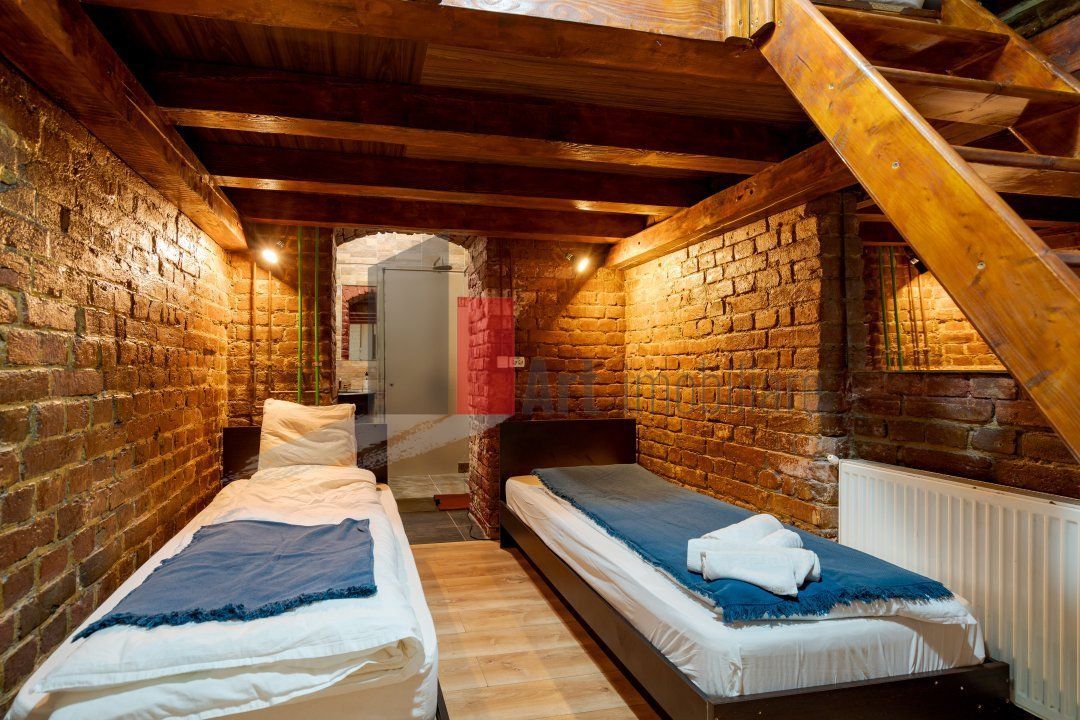 Vila S+P+1e+Ma arhitectura deosebita | zona Piata Romana/Amzei - Poză 5