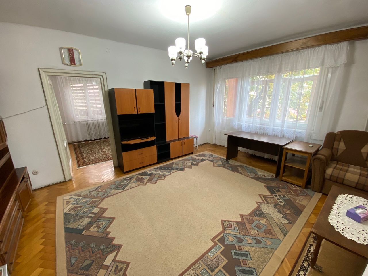 Apartament zona Medicina - Poză 1