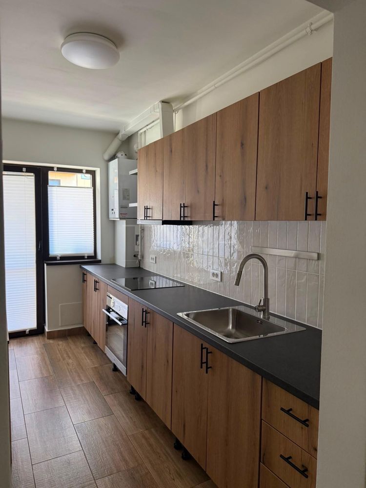 Apartament cu 2 camere decomandate, balcon, parcare cu CF. - Poză 4