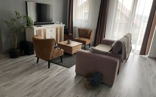 Apartament cu 2 camere, 61.6 mp - Zona 5 Drumuri - loc de parcare ! - Poză 2