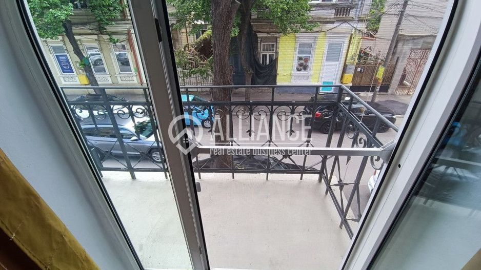 CENTRU SALA SPORTURILOR(COD03)- Casa interbelica si curte generoasa ! - Poză 42