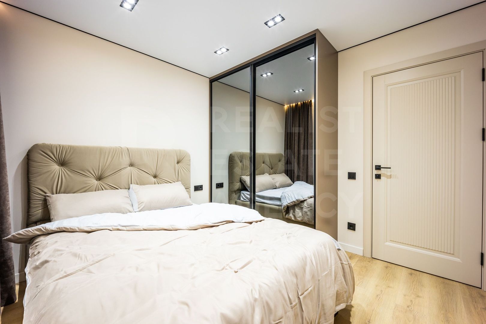 Vânzare, apartament, 3 camere, Str. Nicolae Milescu Spătarul, Ciocana - Poză 8