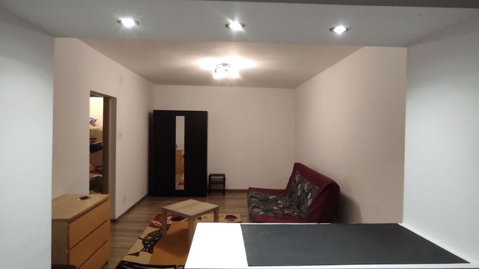 AP. 2 CAMERE PIATA SUDULUI, BUCATARIE INCHISA, METROU 6 MINUTE - Poză 3