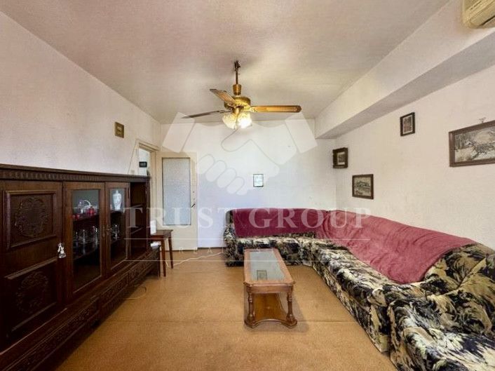 Apartament 3 camere Titulescu-Banu Manta | Imobil 1978 | Vedere spate - Poză 7