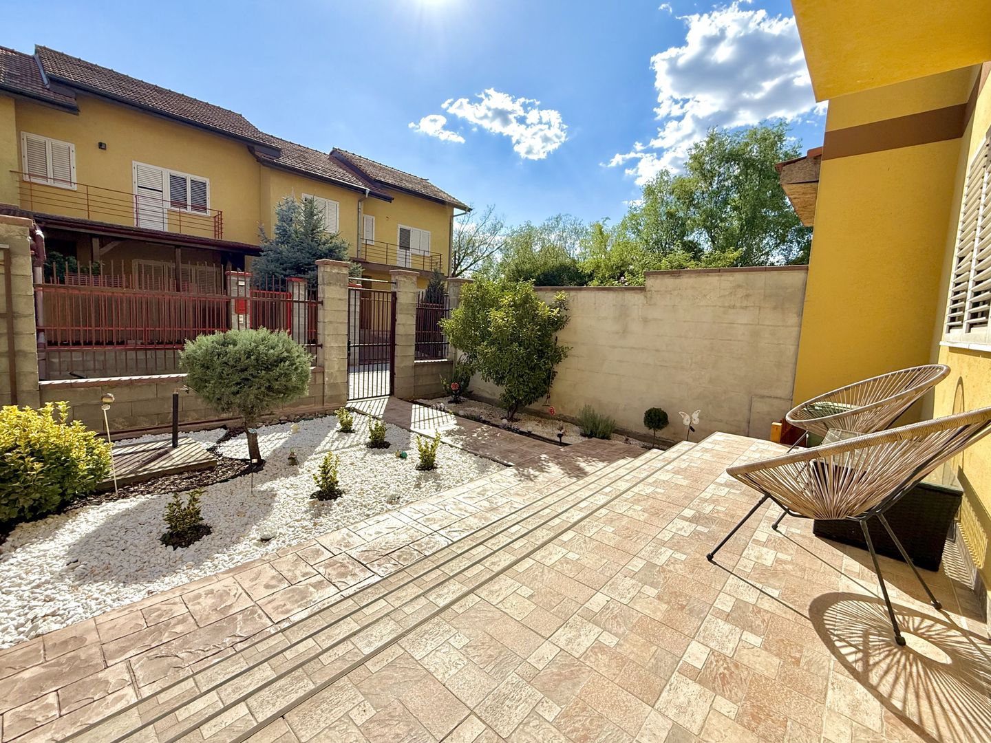 Casă tip triplex în zona centrală Dumbrăvița - Poză 26