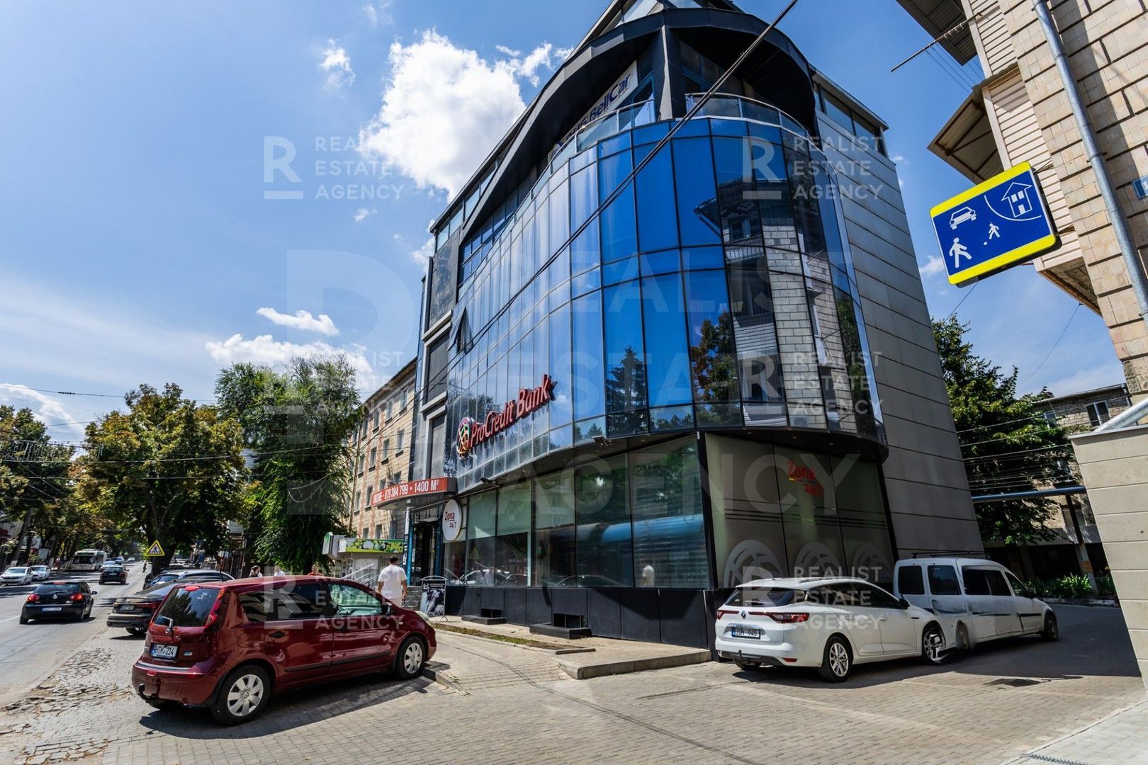 Vânzare, spațiu comercial, 1400 mp+9 ari, str. Ștefan cel Mare, Bălți - Poză 1
