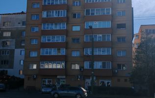 2 camere decomandat,BD Garii,etaj intermediar,pret pornire 103000 E