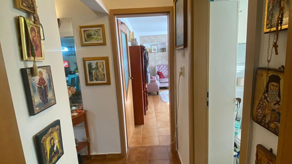 Girocului | 3 Camere | Decomandat | Boxa-spatiu depozitare | Izolat interior - Poză 8