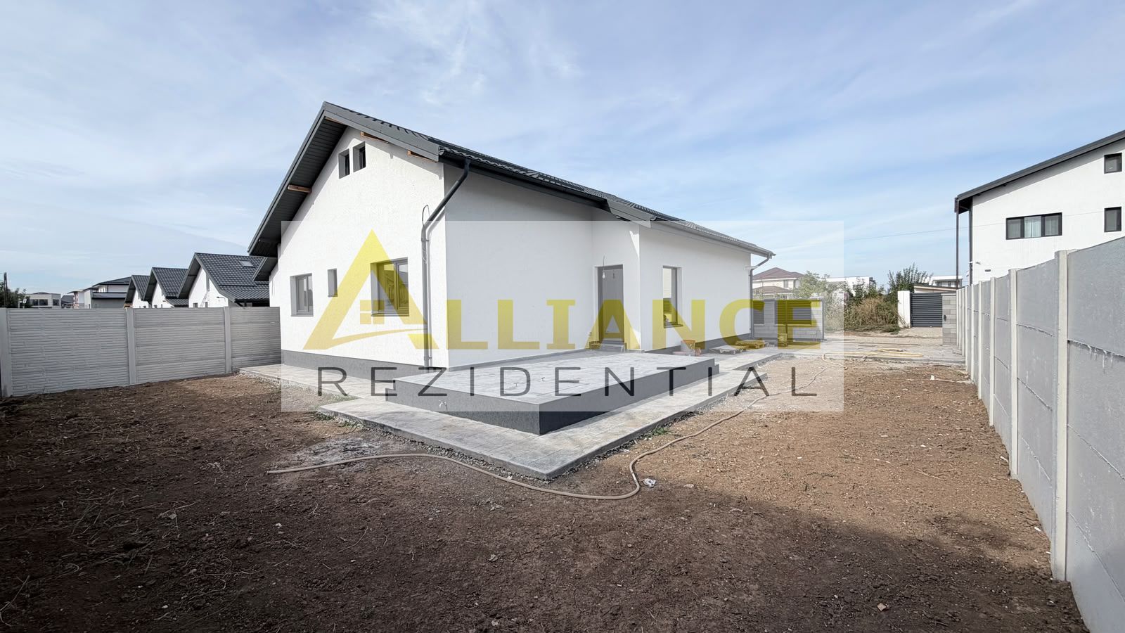 Casa Individuala 4 camere - 2 bai - 350mp teren - Poză 2