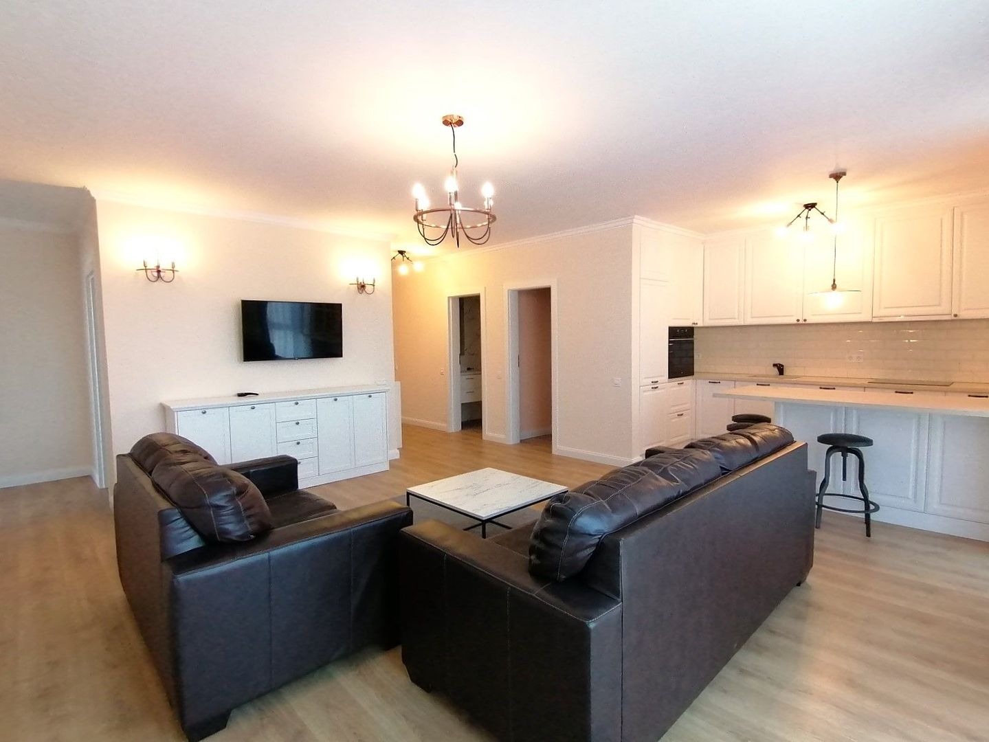 Apartament premium cu 3 camere de închiriat în Gheorgheni – bloc nou, garaj - Poză 1