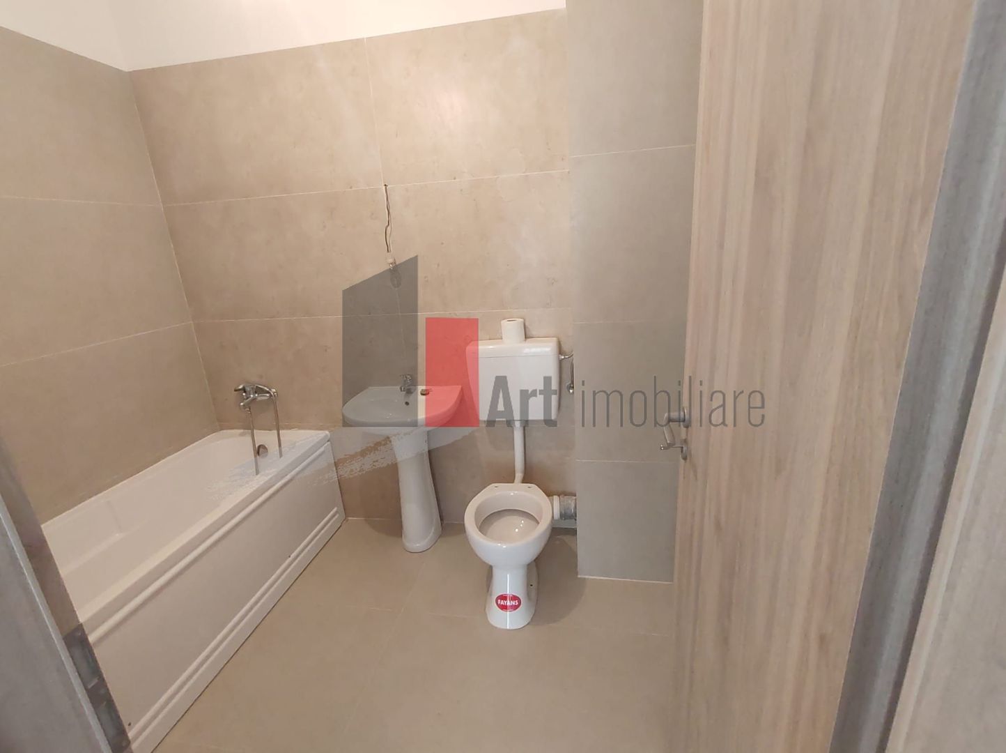 Vânzare apartament decomandat 2 camere cu centrală Turnu Măgurele - Aurel Perșu - Poză 1