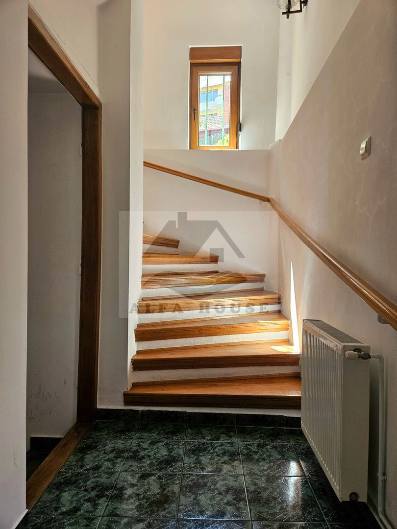 Casa deosebita cu 6 camere in  Centrul Brasovului - 210 mp - Poză 9