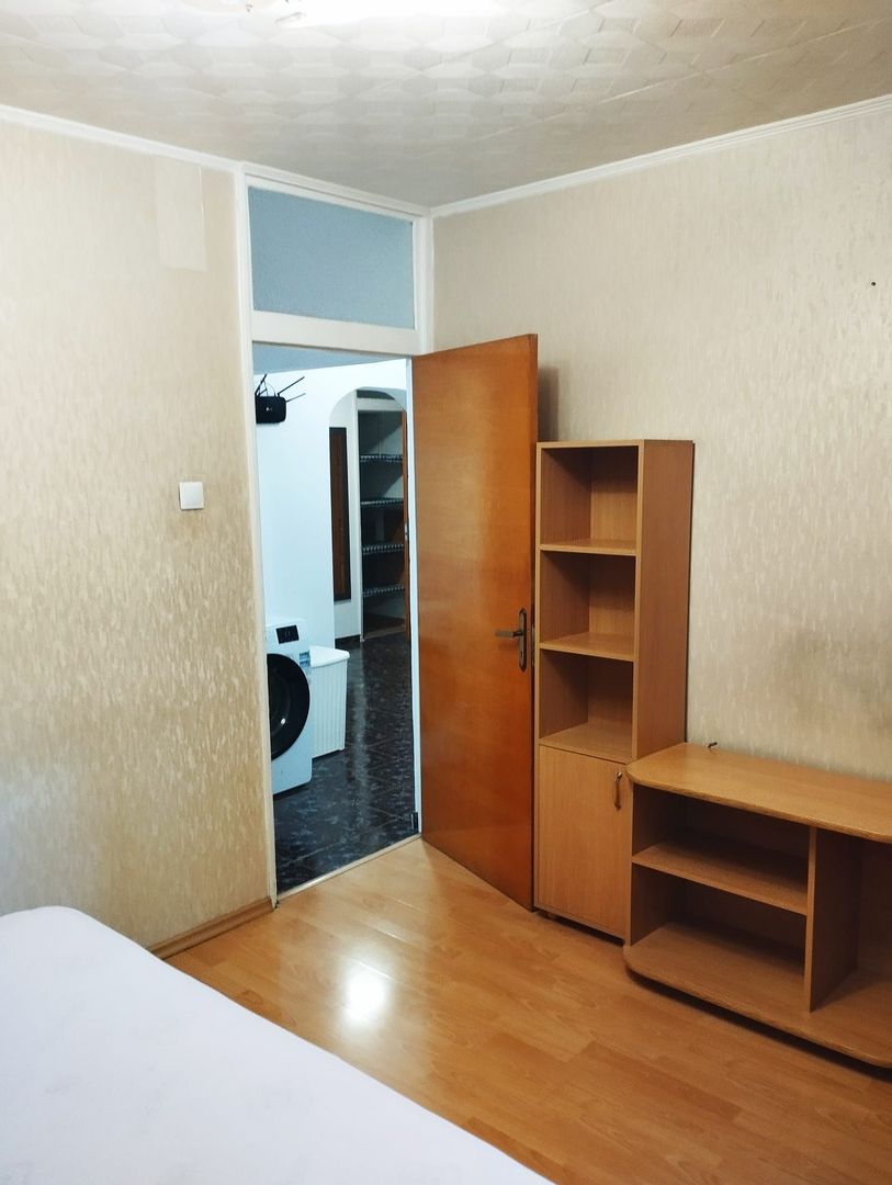 3 camere Brancoveanu - Secuilor - 2 gr. sanit., bloc 1986,loc parcare! - Poză 3