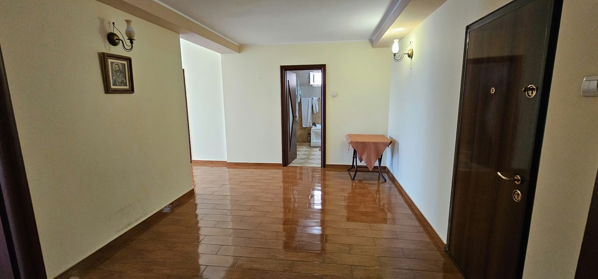 Spațiu - apartament 5 camere de închiriat – 160 mp - Micro 20 – zona BKO - Poză 5